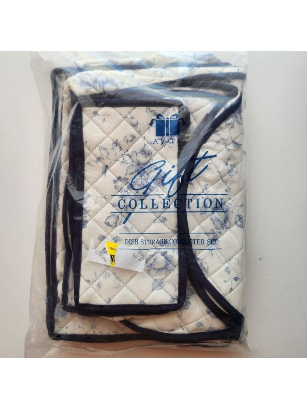 VTG Avon Gift Collection Quilted Dish Storage Completer Set White & Blue Floral